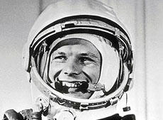 Storming the Universe. Gagarin: First in Space